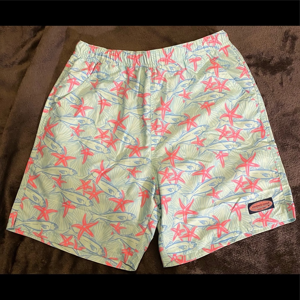 Vineyard Vines mens swim trunks